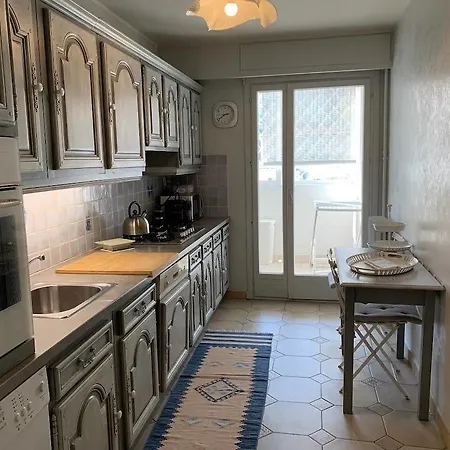 Sea View Flat, Beach Access By Guestready Apartamento *