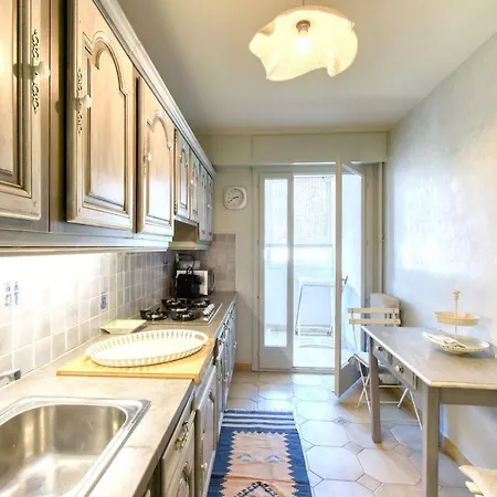 Sea View Flat, Beach Access By Guestready Apartment Cannes