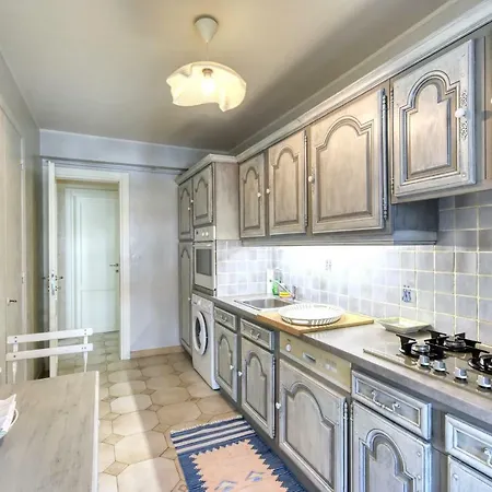 Sea View Flat, Beach Access By Guestready Apartamento *